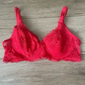 Red lace bra
